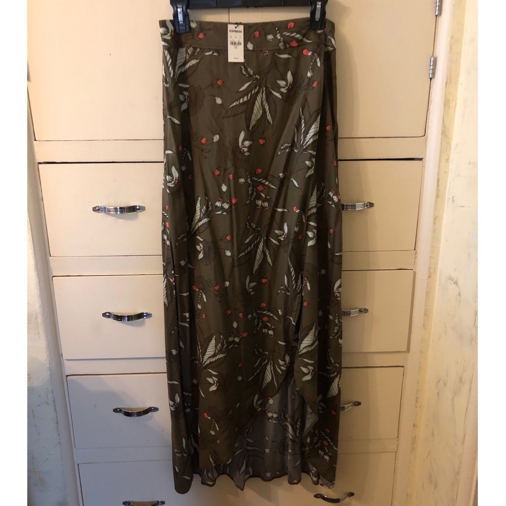 NWT Express Maxi Skirt